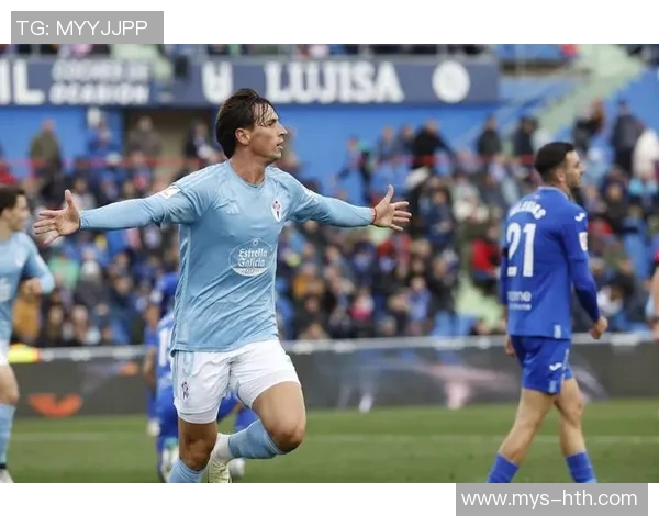 记者：对阵塞尔塔前阿隆索给全队放假两天，这让管理层不解