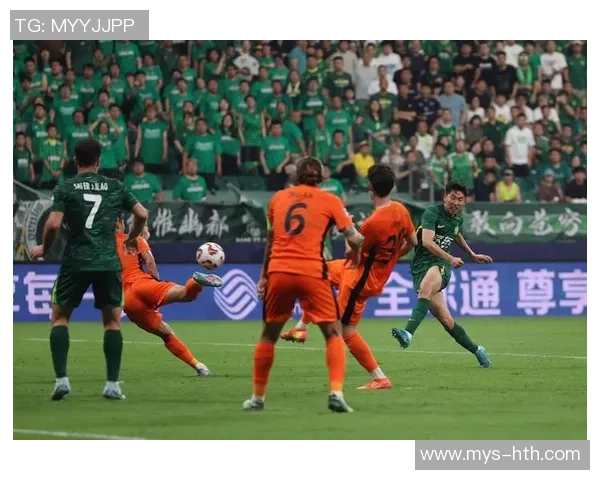 足协杯半决赛激战正酣，北京国安迎战云南玉昆，谁能笑到最后？